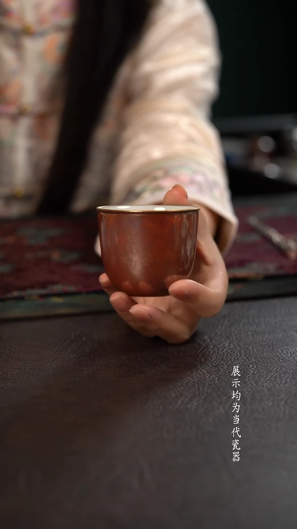 聚澜堂红金花釉蛋蛋杯