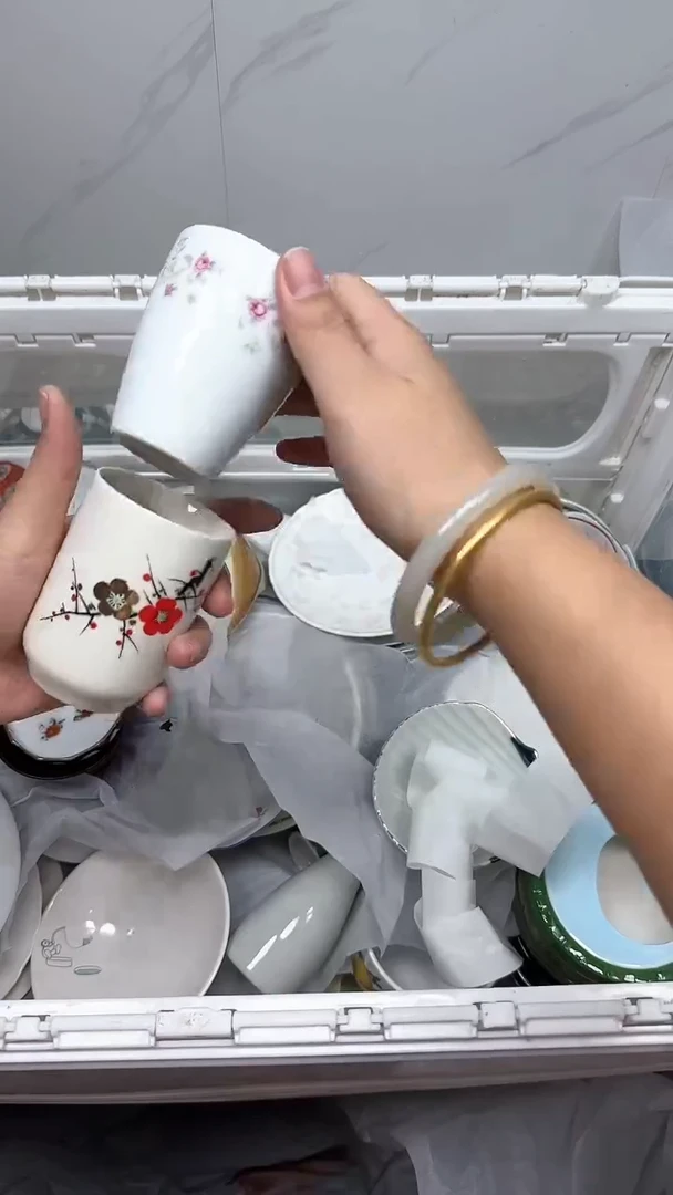 【闪购商品】679回流瓷器默认微瑕，18.8包邮