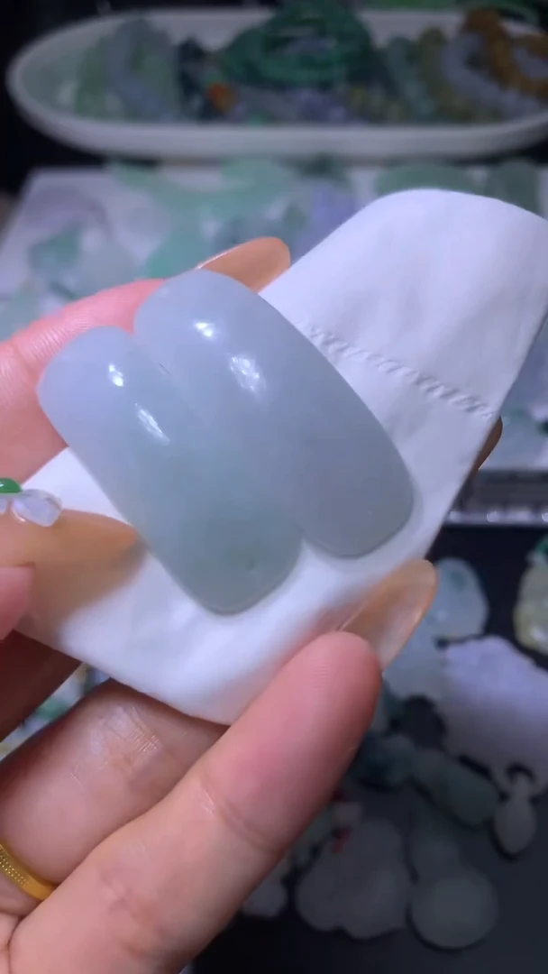 【闪购商品】翡翠未镶嵌颈饰MXX004394