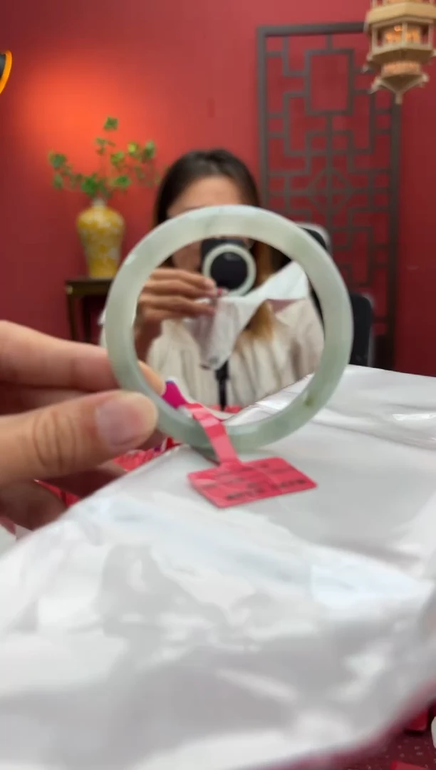 未镶嵌手镯（圆镯）翡翠翡翠手镯7