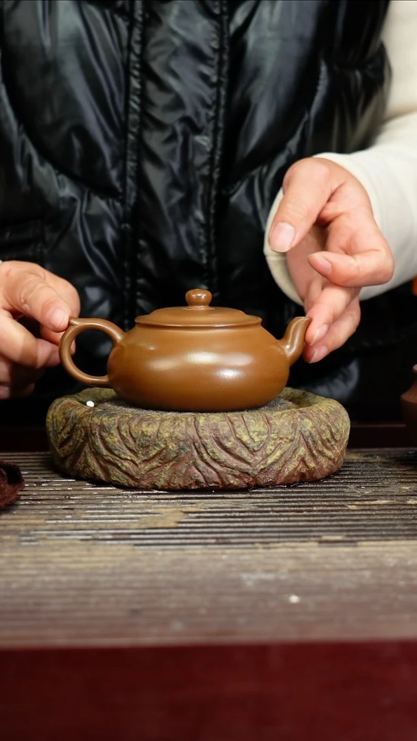 宜兴原矿紫砂壶茶壶宜兴原矿紫砂壶茶壶160C