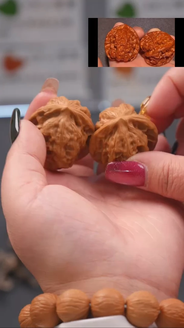 【闪购商品】文玩核桃吊坠36蜡皮磐石