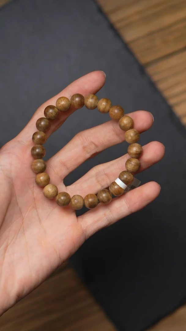 沉香手串L98-1    西马老料  0.9  5g