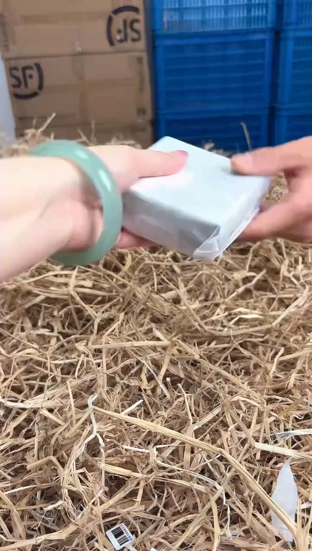 未镶嵌手镯石英质玉D-6649