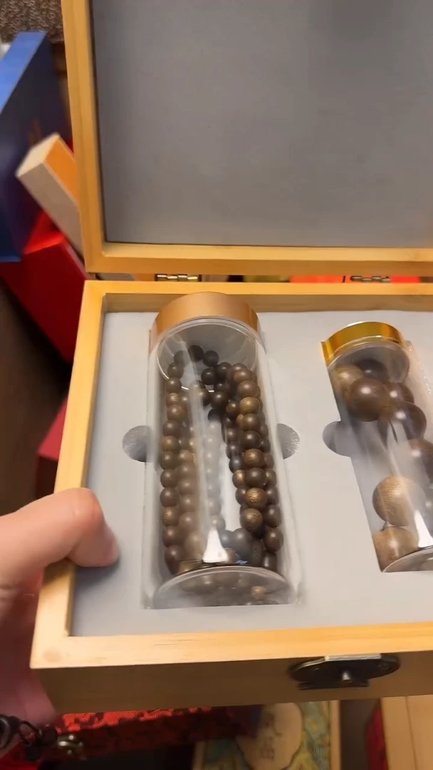 【闪购商品】沉香手把件————————