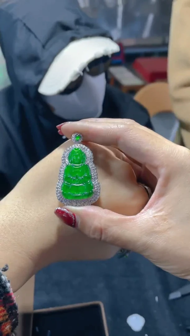 【闪购商品】定制翡翠未镶嵌天然A货翡翠假一罚四（多样性）