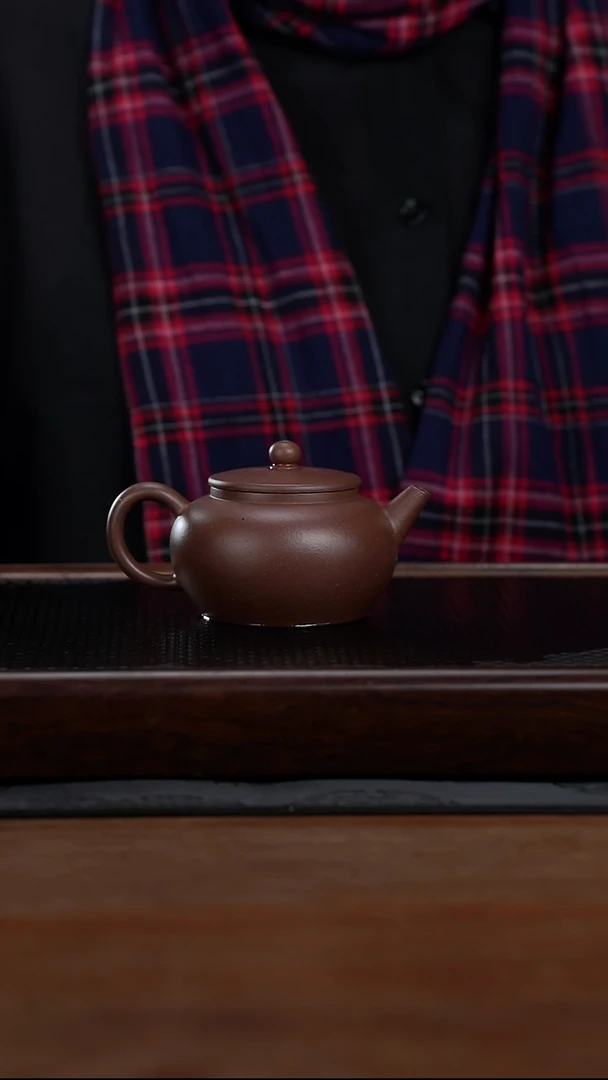 茶壶紫砂180cc黄龙山原矿百年老紫泥古莲子16