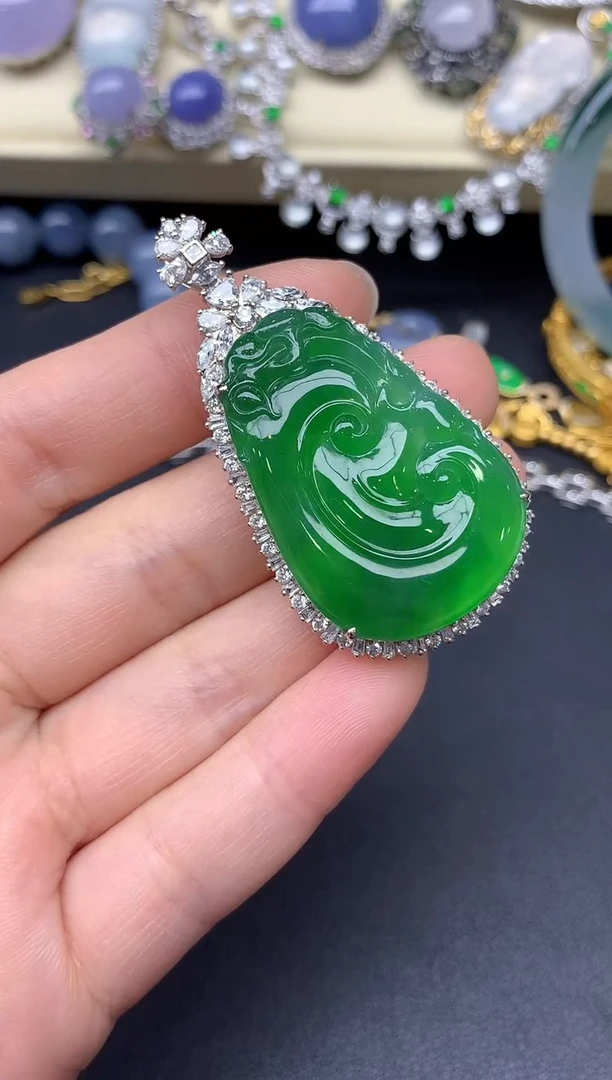颈饰18K金镶嵌翡翠451-雪姐翡翠天天见