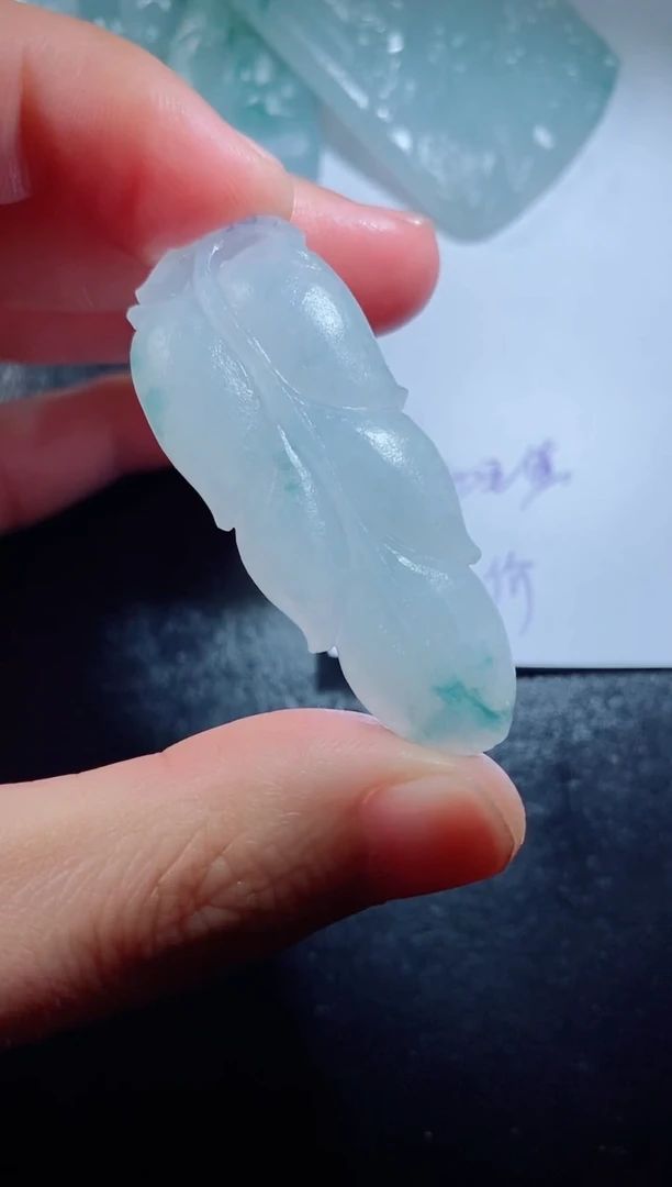 【闪购商品】定制翡翠未镶嵌毛货不支持退换付款后联系客服确认抛光