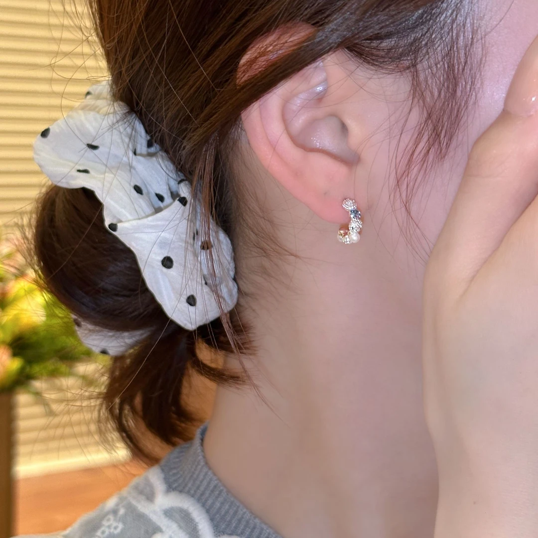 铜合金耳饰 蓝色珠珠小众设计感耳钉耳环简约大气高级感耳饰