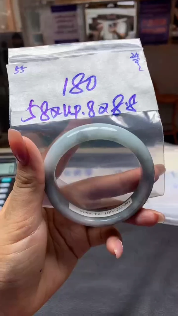 未镶嵌定制翡翠55翡翠毛货需精细抛光手镯多样性拍一发一