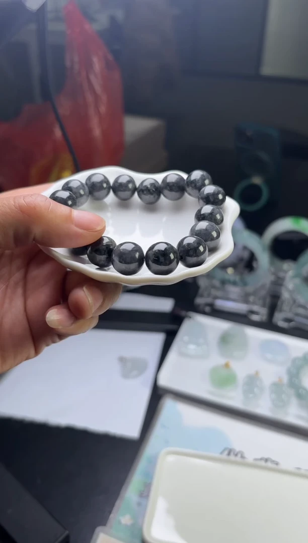 未镶嵌挂件翡翠多样性发一件R703129
