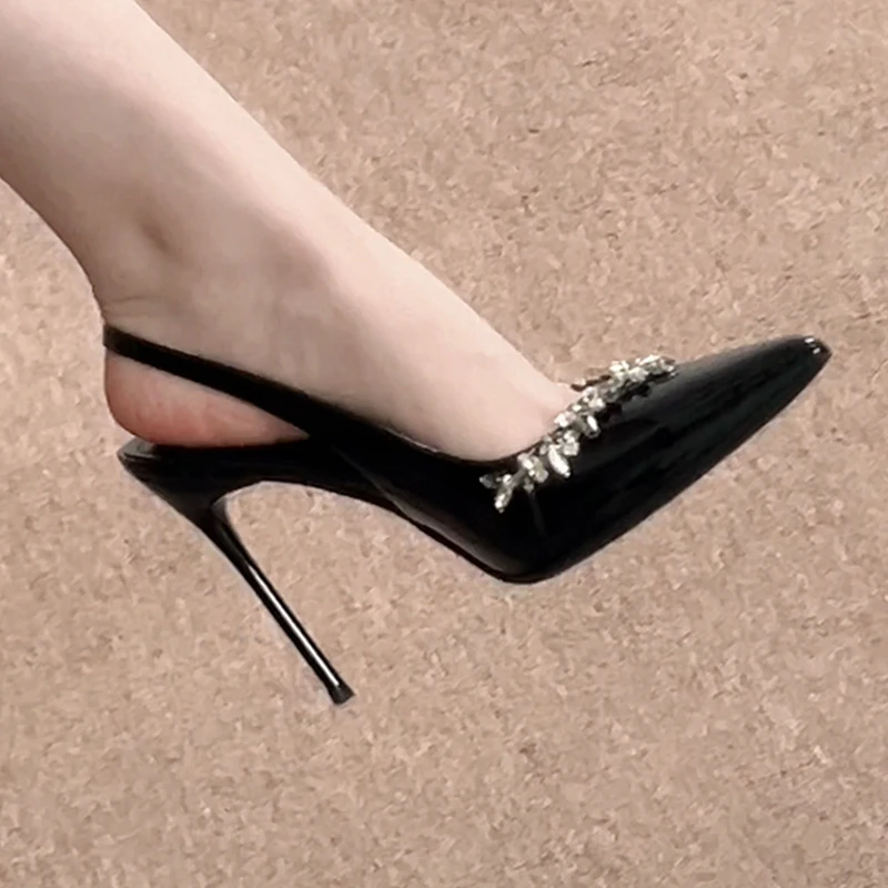 法式水钻漆皮黑色包头细跟绝美高跟鞋女2025新款爆款气质百搭凉鞋