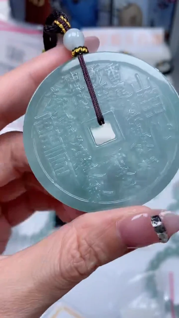 颈饰未镶嵌翡翠吊坠