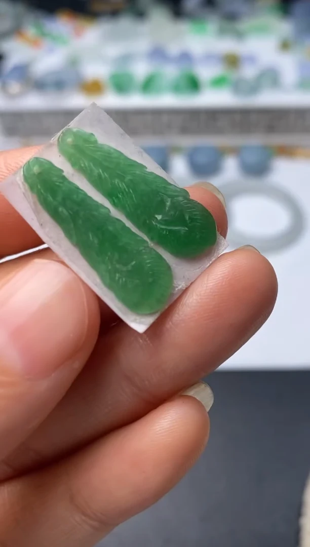 未镶嵌定制翡翠毛货翡翠~