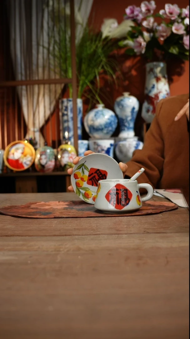 当代高温釉下彩手绘陶瓷餐具