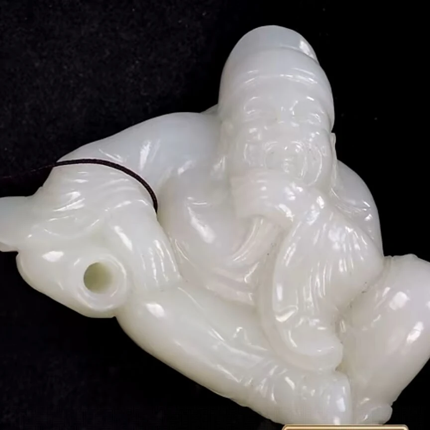 清代和田玉太白醉酒摆件