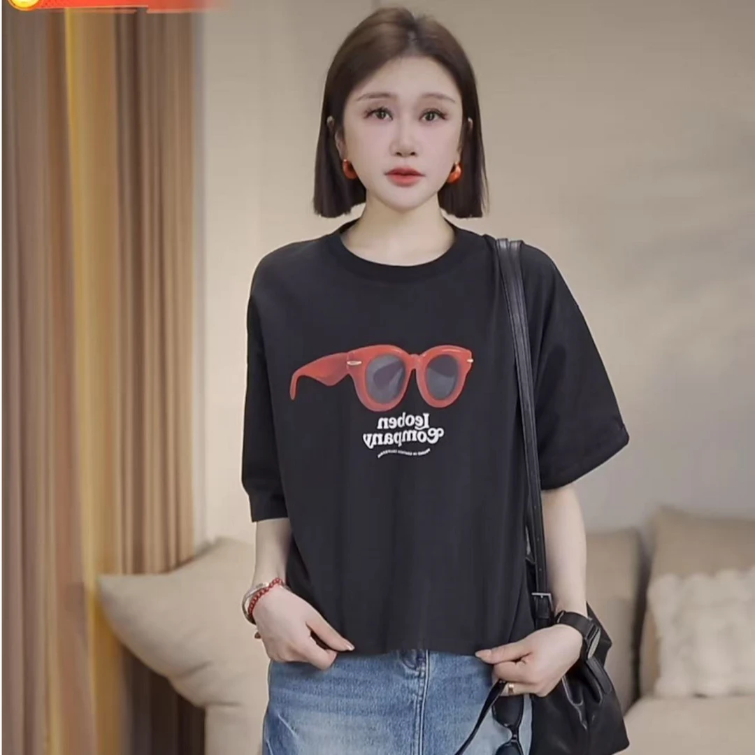 JW/静稳2025时尚宽松休闲圆领女款减龄短袖创意图案T恤8889210