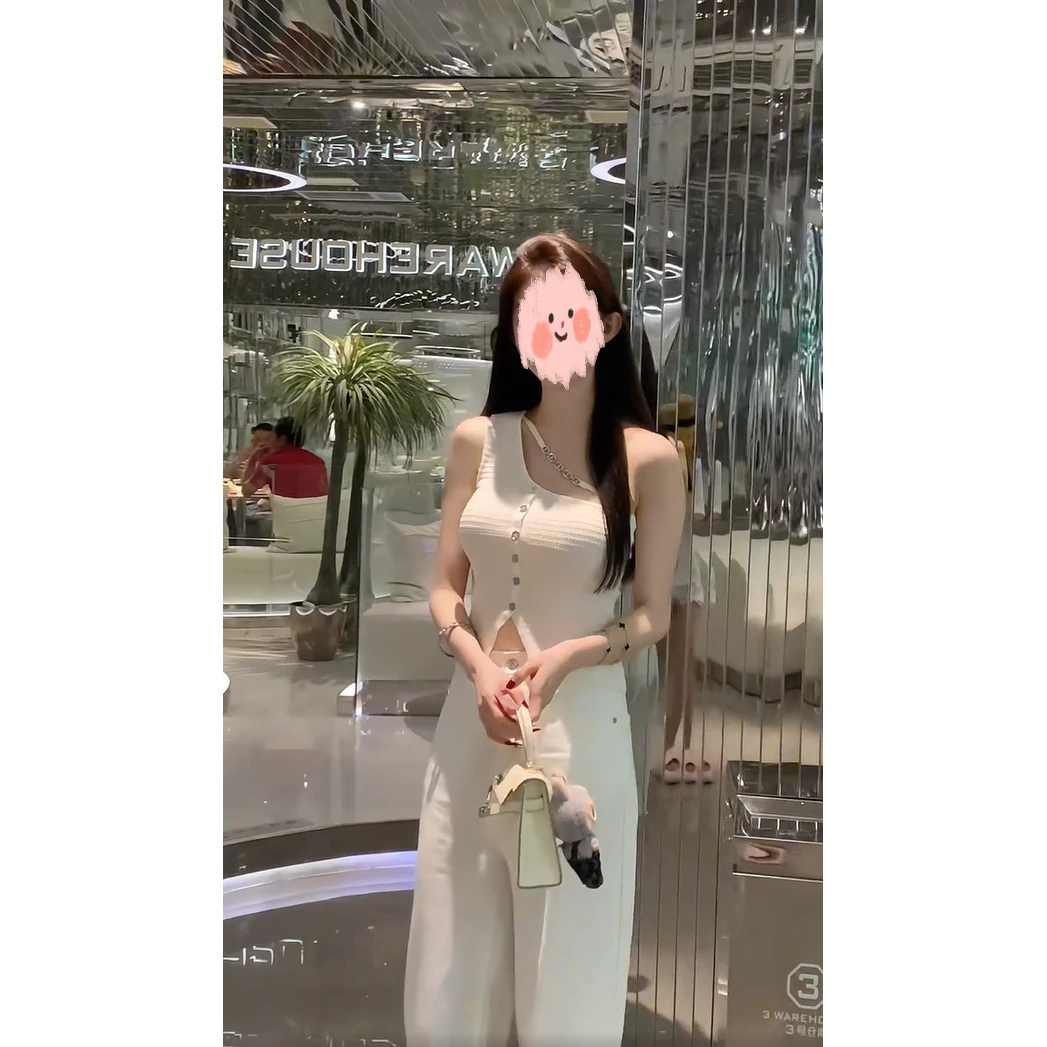 不规则纯欲斜肩针织吊带背心女夏季修身内搭无袖辣妹白色外穿上衣