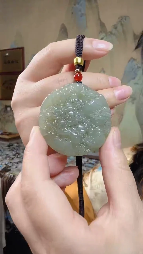 颈饰未镶嵌和田玉.