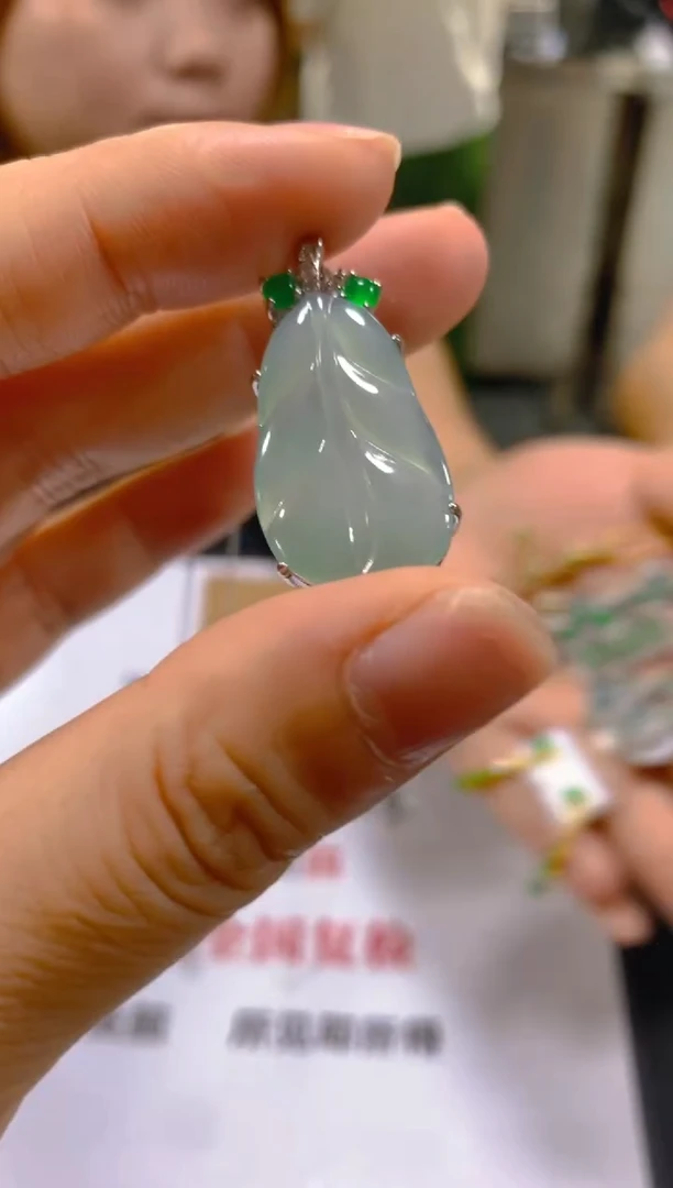 颈饰未镶嵌翡翠多样性发一