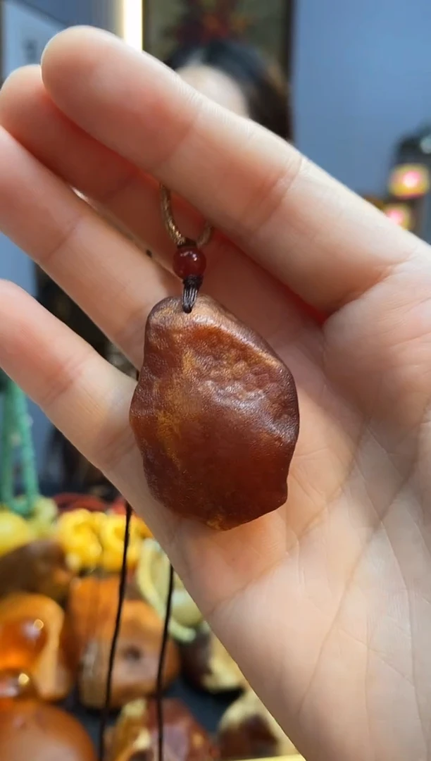 琥珀颈饰未镶嵌吊坠