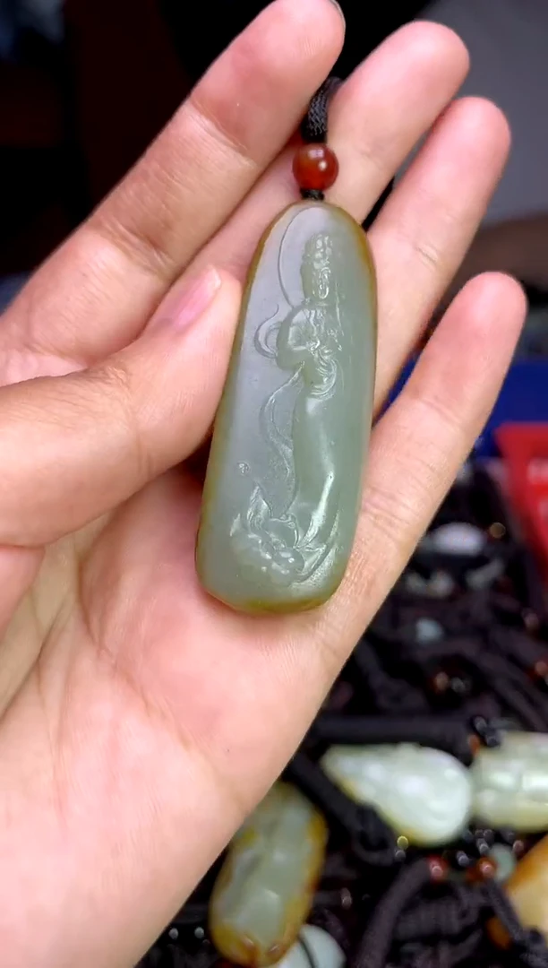 未镶嵌和田玉挂件1