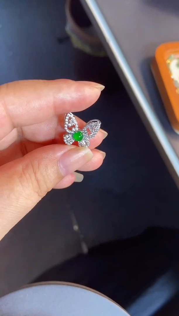 吊坠(不含链)银S925镶嵌翡翠1