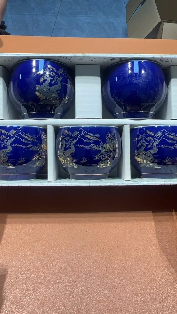 其他陶拾**你阿达西日瓷摆件647