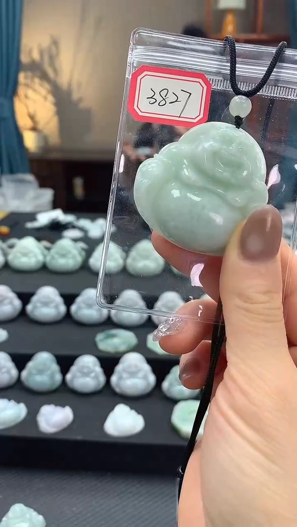 颈饰未镶嵌翡翠佛公 3827多样性发一件