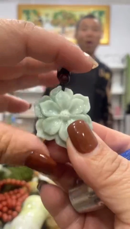 未镶嵌岫玉挂件