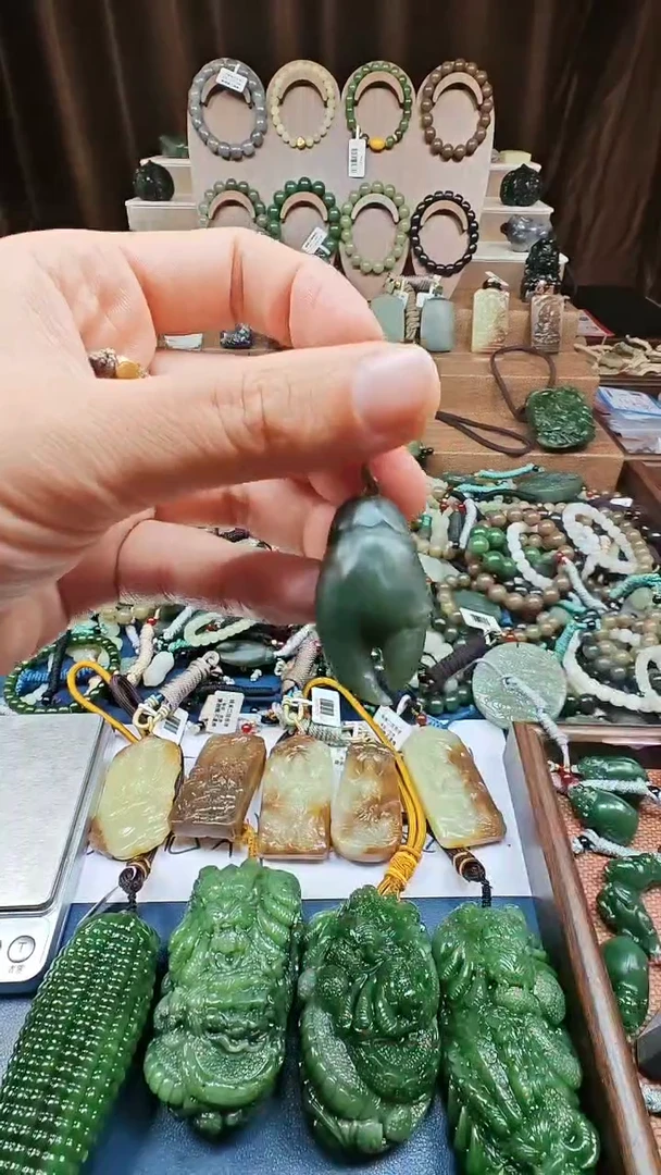 颈饰未镶嵌和田玉多样性发货拍一发一