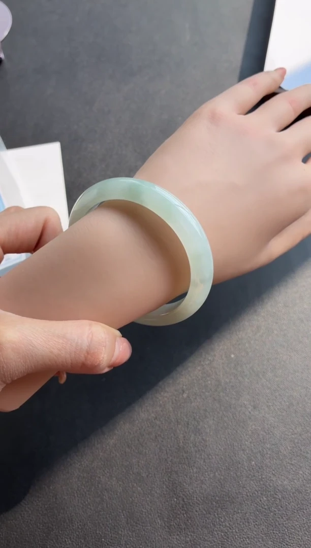 未镶嵌手镯翡翠15号55.6*11.9*7.4正圈