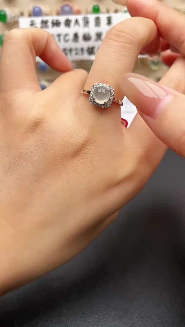 银S925镶嵌戒指翡翠一物一证一礼盒