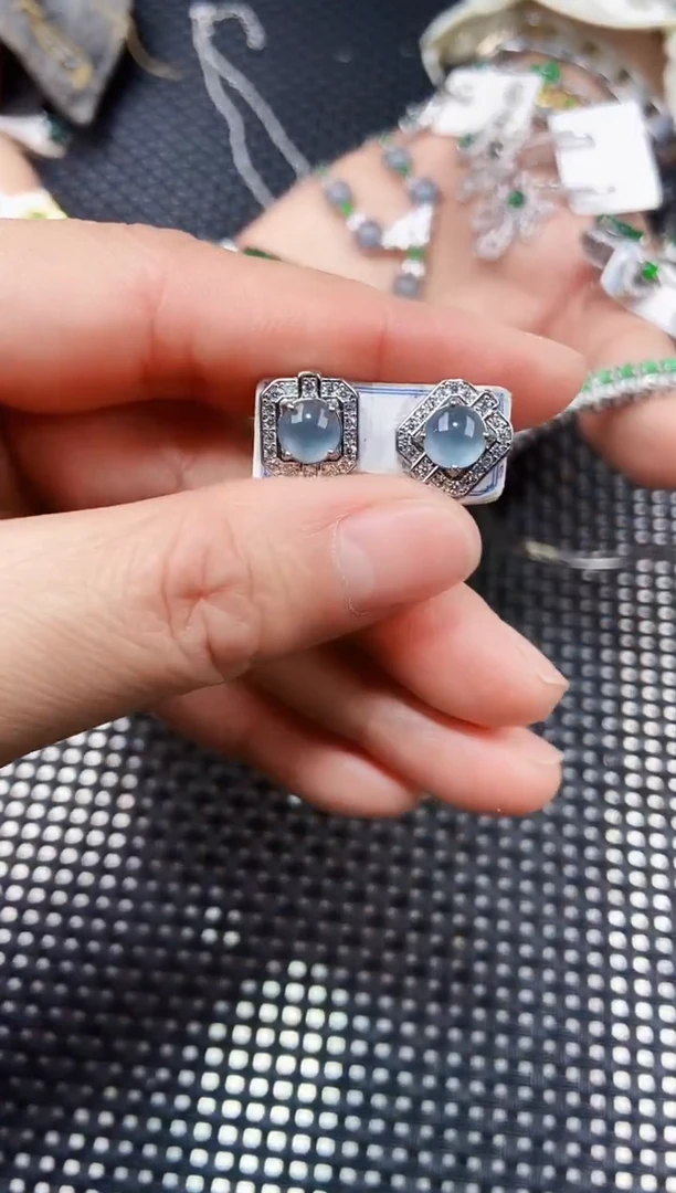 【闪购商品】翡翠耳饰未镶嵌11111111