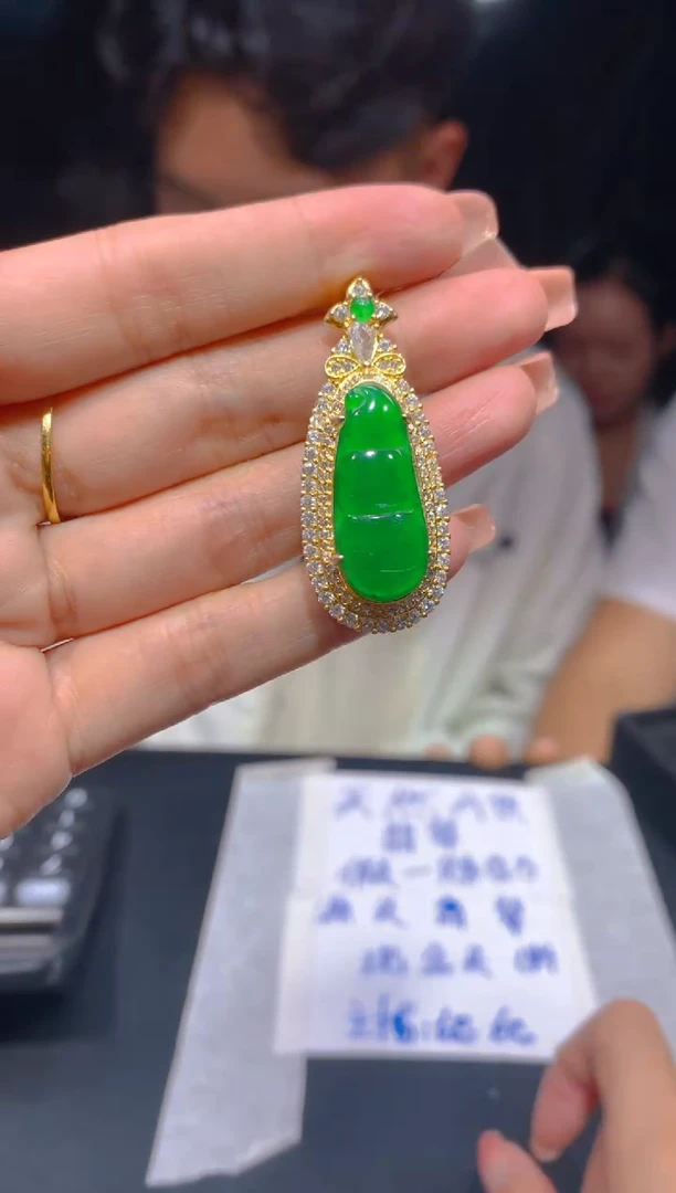 【闪购商品】定制翡翠未镶嵌100多样性发货（发其一）