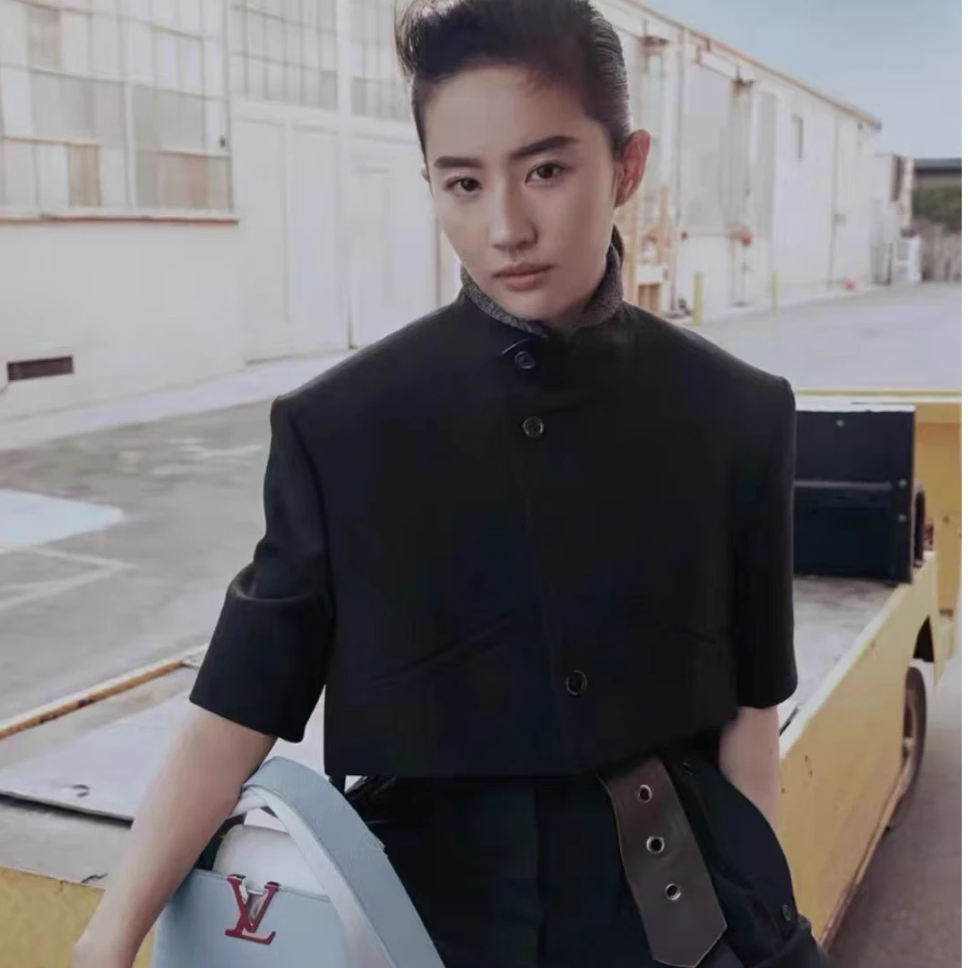 未使用 LouisVuitton/路易威登 短款排扣外套 黑色42