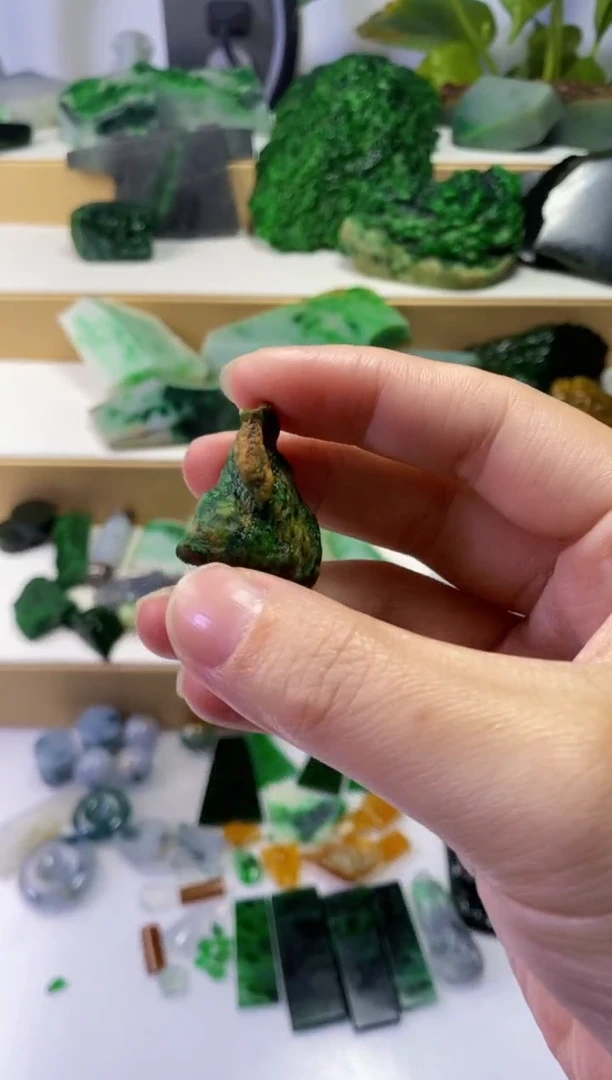 颈饰未镶嵌翡翠S****U286天然翡翠