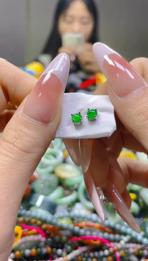 翡翠未镶嵌颈饰/S/翡翠A货一图一物