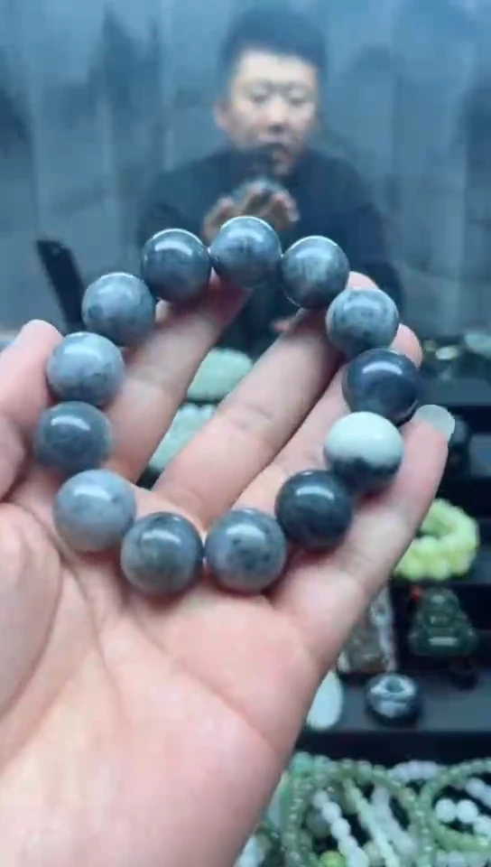 未镶嵌手串和田玉点墨青花有暇卡18纯天然拍一发一