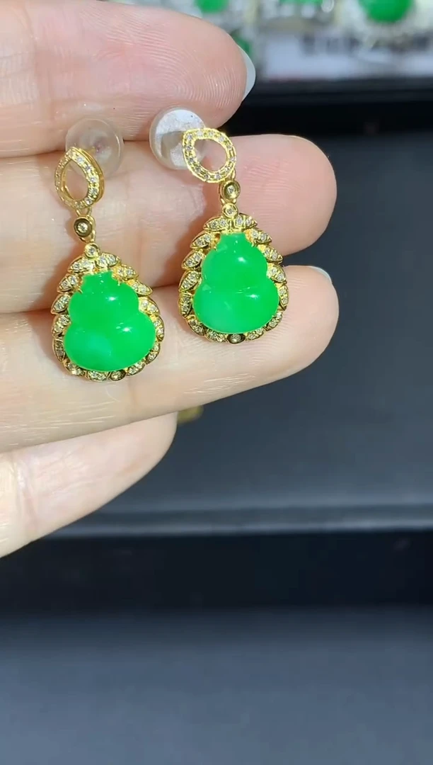 颈饰18K金镶嵌翡翠583-中国好珍宝