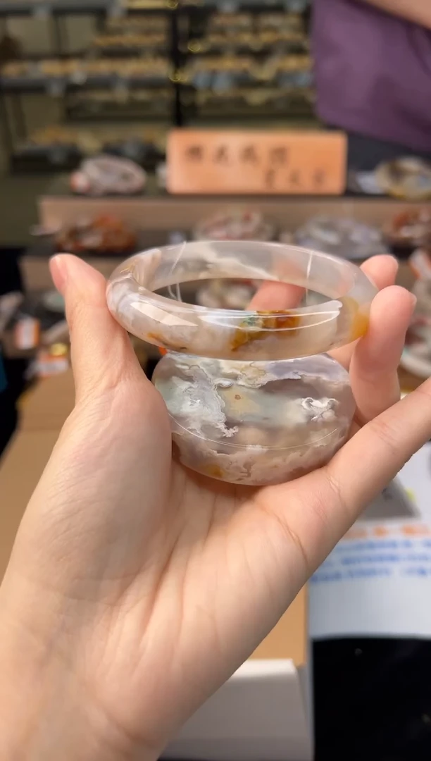 石英质玉未镶嵌手镯61圈口（赠送镯心）22359