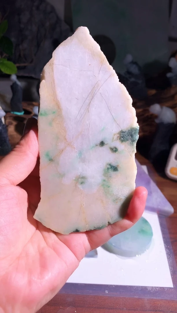 翡翠未镶嵌吊坠(不含链)A692