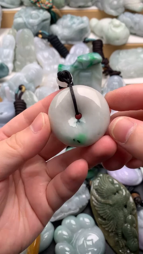 吊坠(不含链)未镶嵌翡翠1