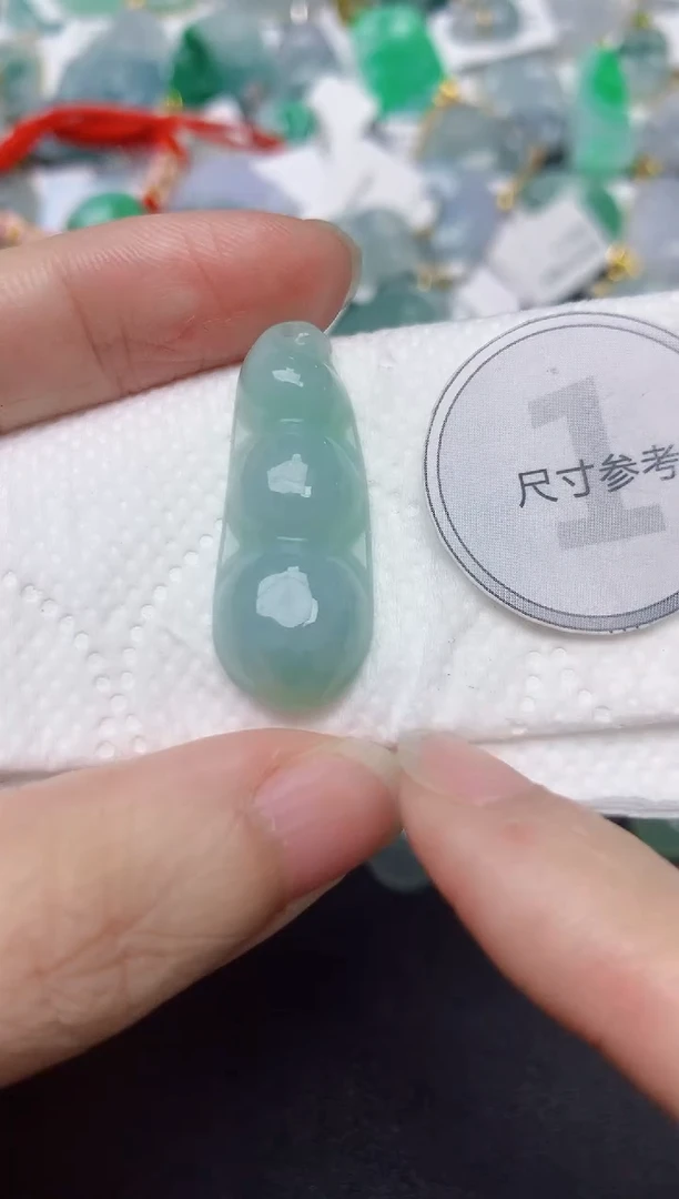 颈饰未镶嵌翡翠天然缅甸A货翡翠