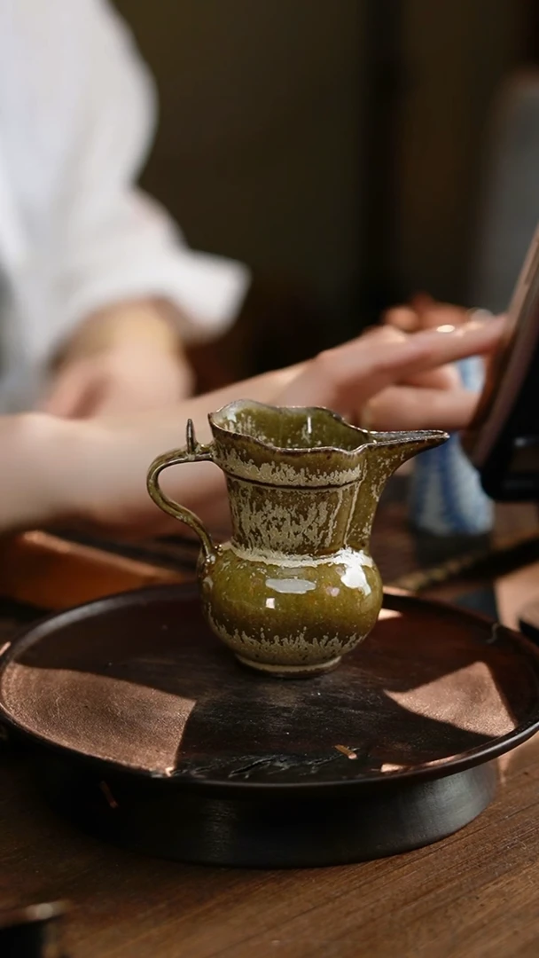 橄榄绿公道杯....