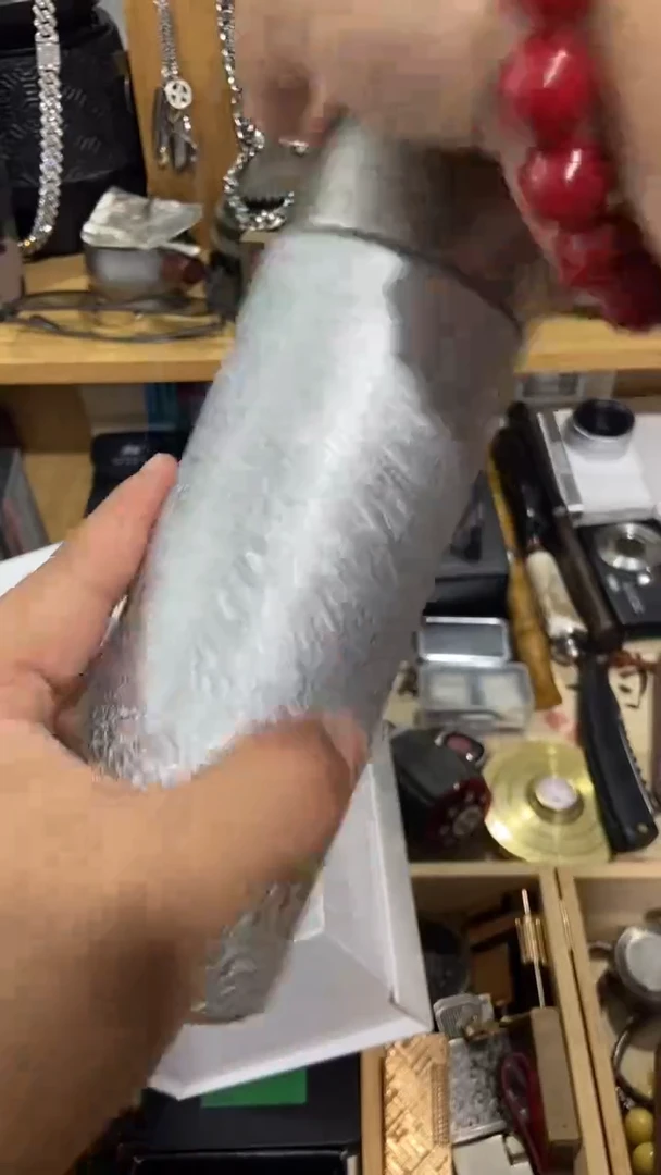 瓷片众****明闪购商品  如图所示