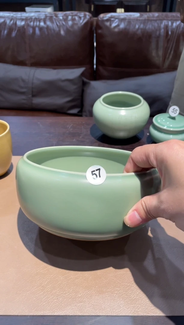 57窑承青瓷豆青大洗