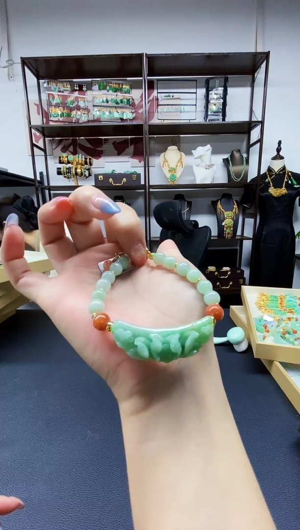 颈饰未镶嵌翡翠翡翠手链