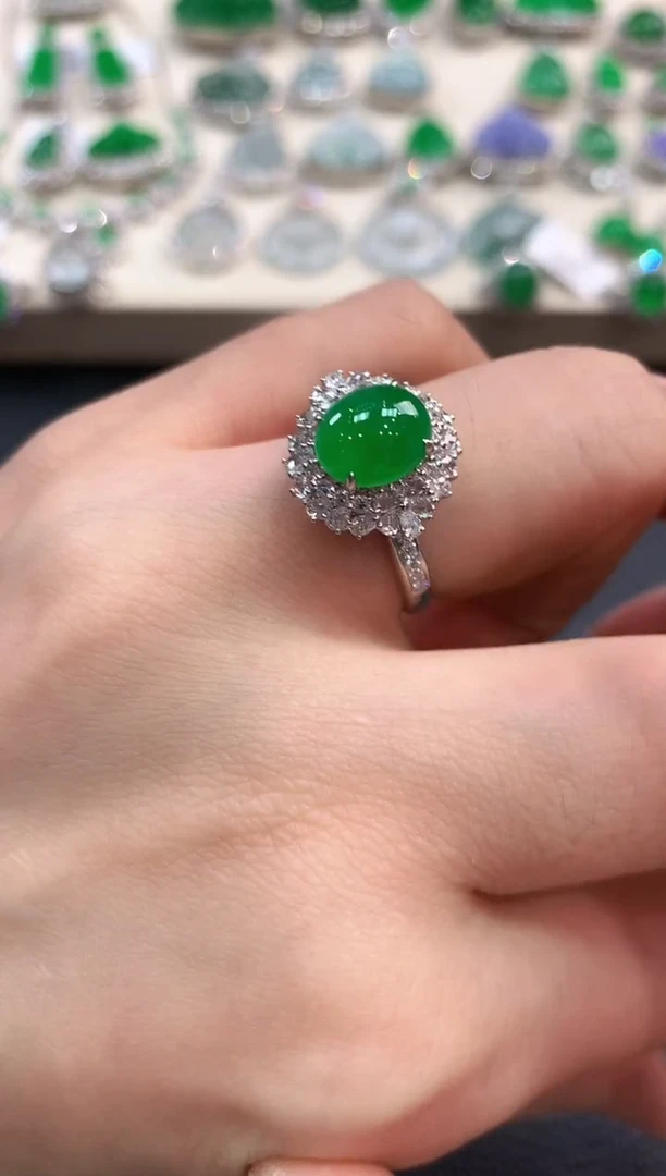 【闪购商品】翡翠戒指18K金镶嵌b134